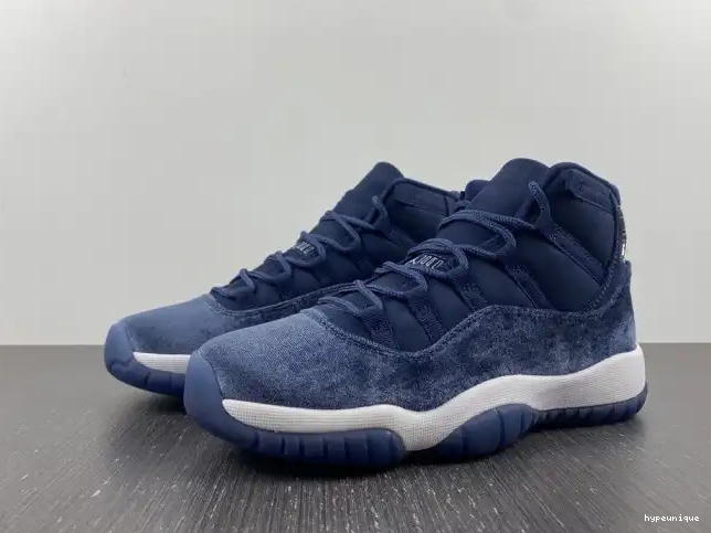 HYPE Jordan Velvet Air WMNS AR0715-441 Midnight 11 Navy 0427